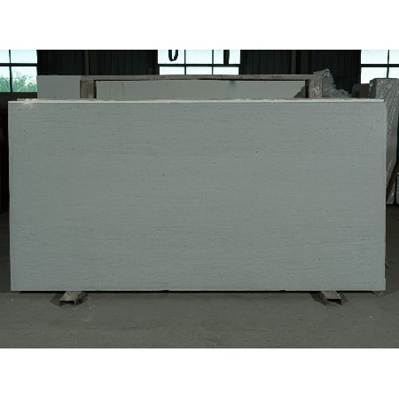 Straight grain gray